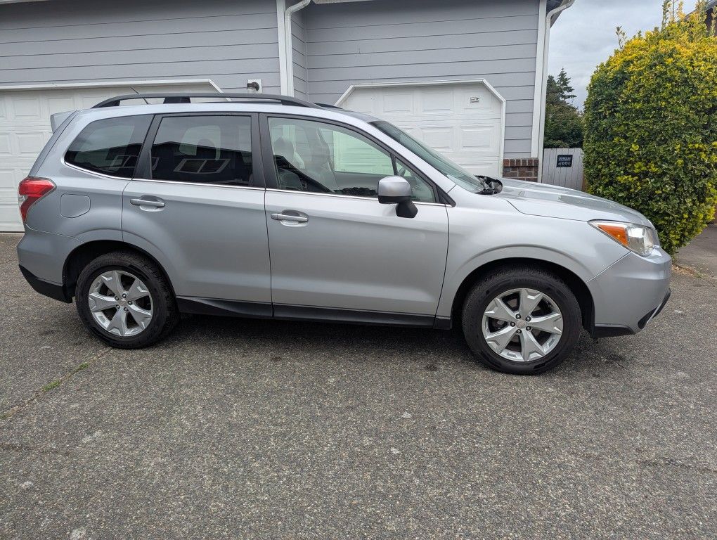 Subaru Forester 2015
