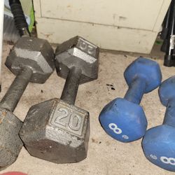 Dumbells 20lb and 8lb