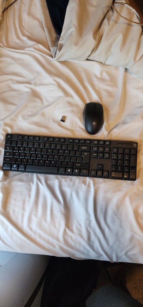 AT&T wireless Keyboard and Mouse Combo