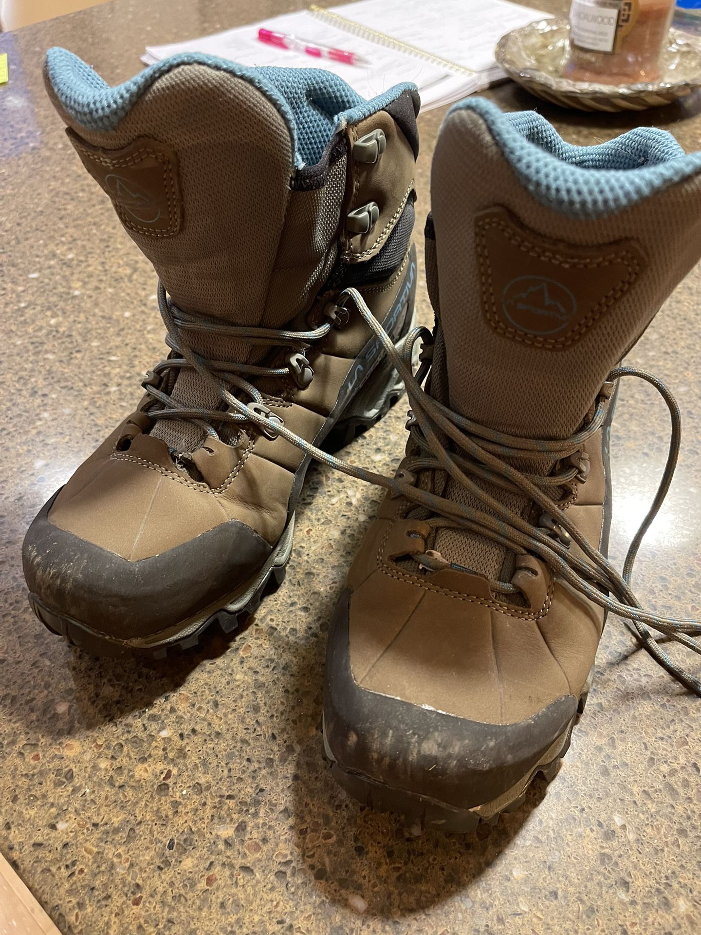 La Sportiva Nucleo High II GTX Hiking Boots - Women's Size 7