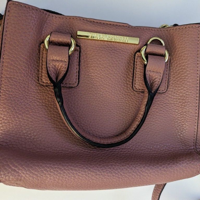 CHALA Criss Crossbody Shoulder Bag Handbag and Wallet for Sale in Thornton,  CO - OfferUp