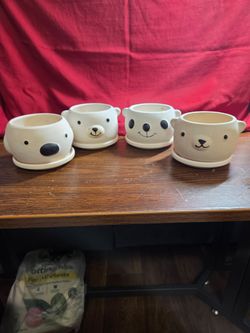4 snow bear planters