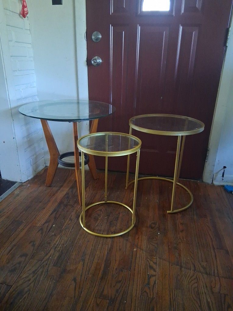 Glass, Round Tables