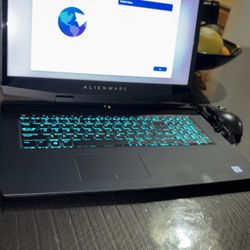 Laptop: Alienware 17 R5 1 w/Alienware Mouse