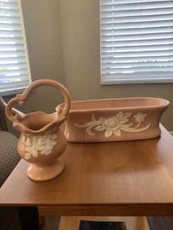 Vintage Weller Pottery Basket With Handle - Cameo Rose In Great Condition