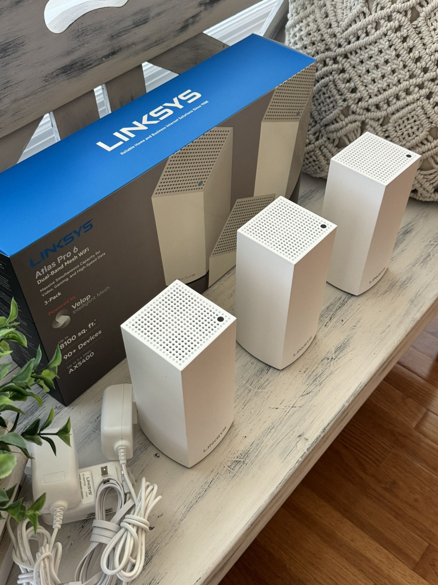 Atlas Pro 6 Linksys Mesh WiFi 3 Pack