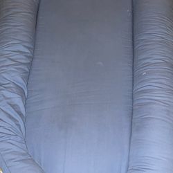 Mama baby Snug bed 