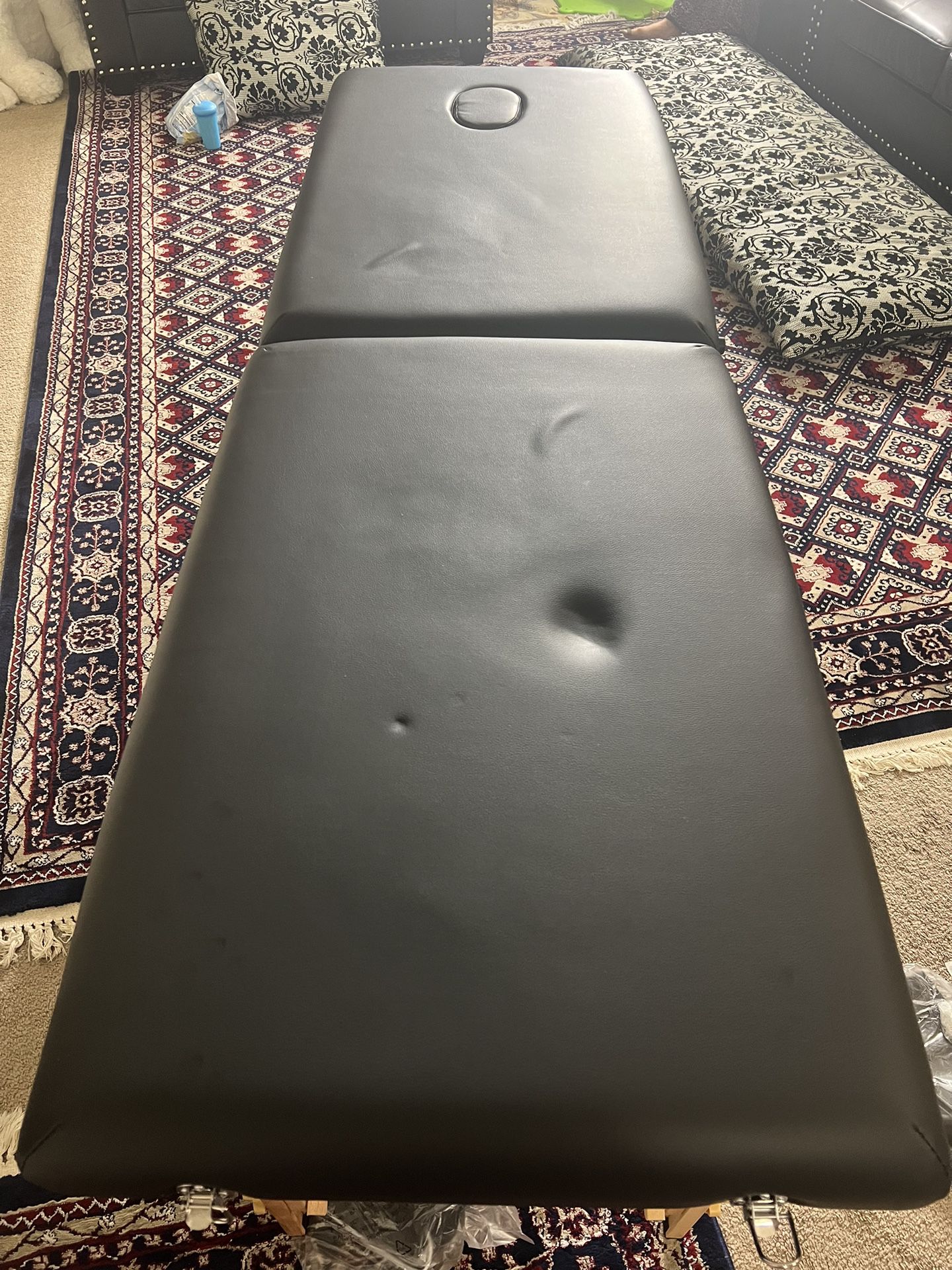 Foldable massage Table 