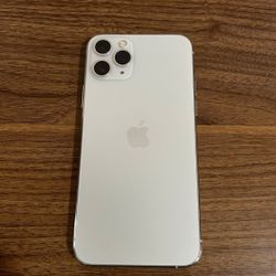 iPhone 11 64Gb Unlocked Excellent Condition like new