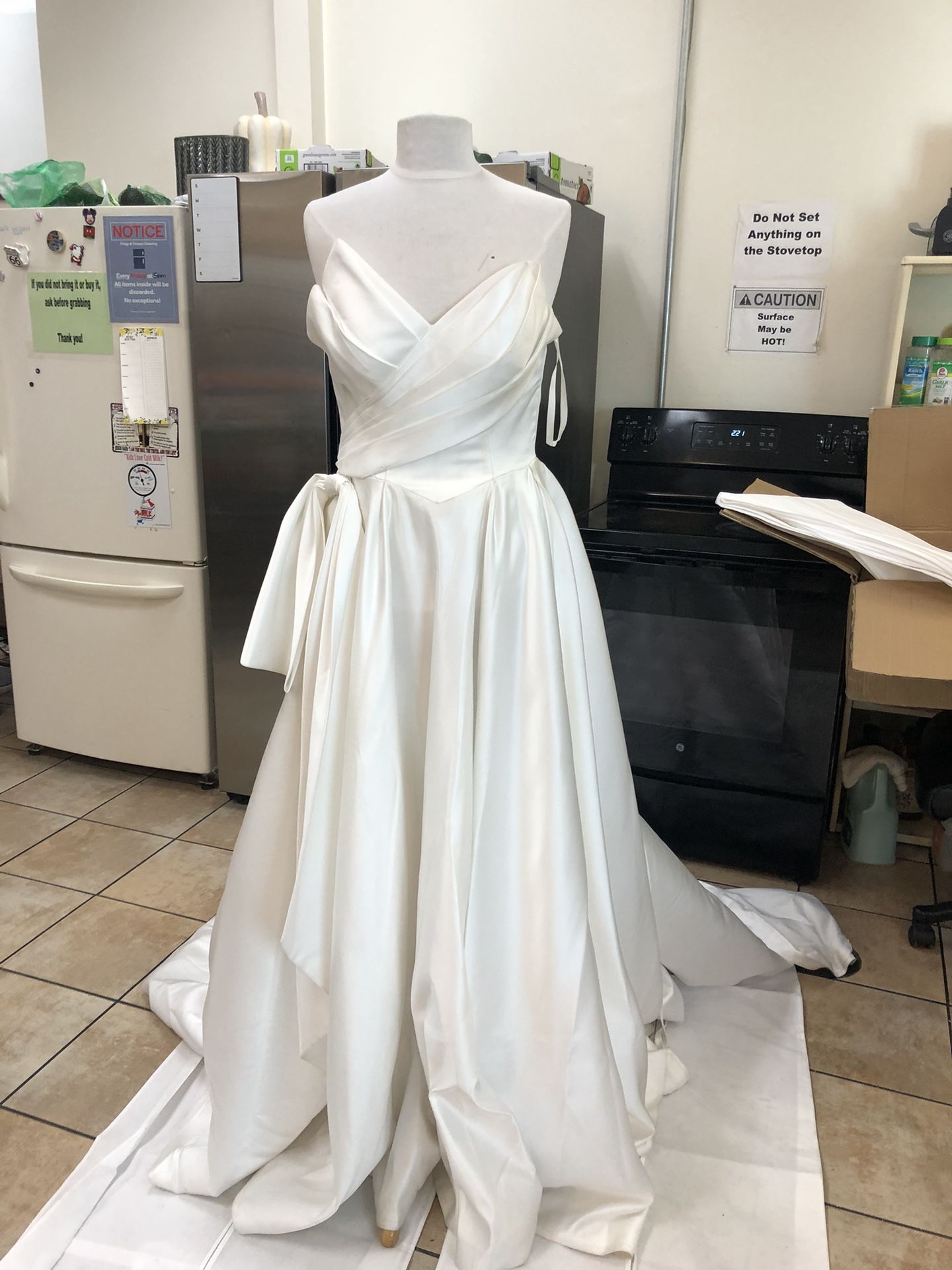 Maggie Sottero Wedding Dress