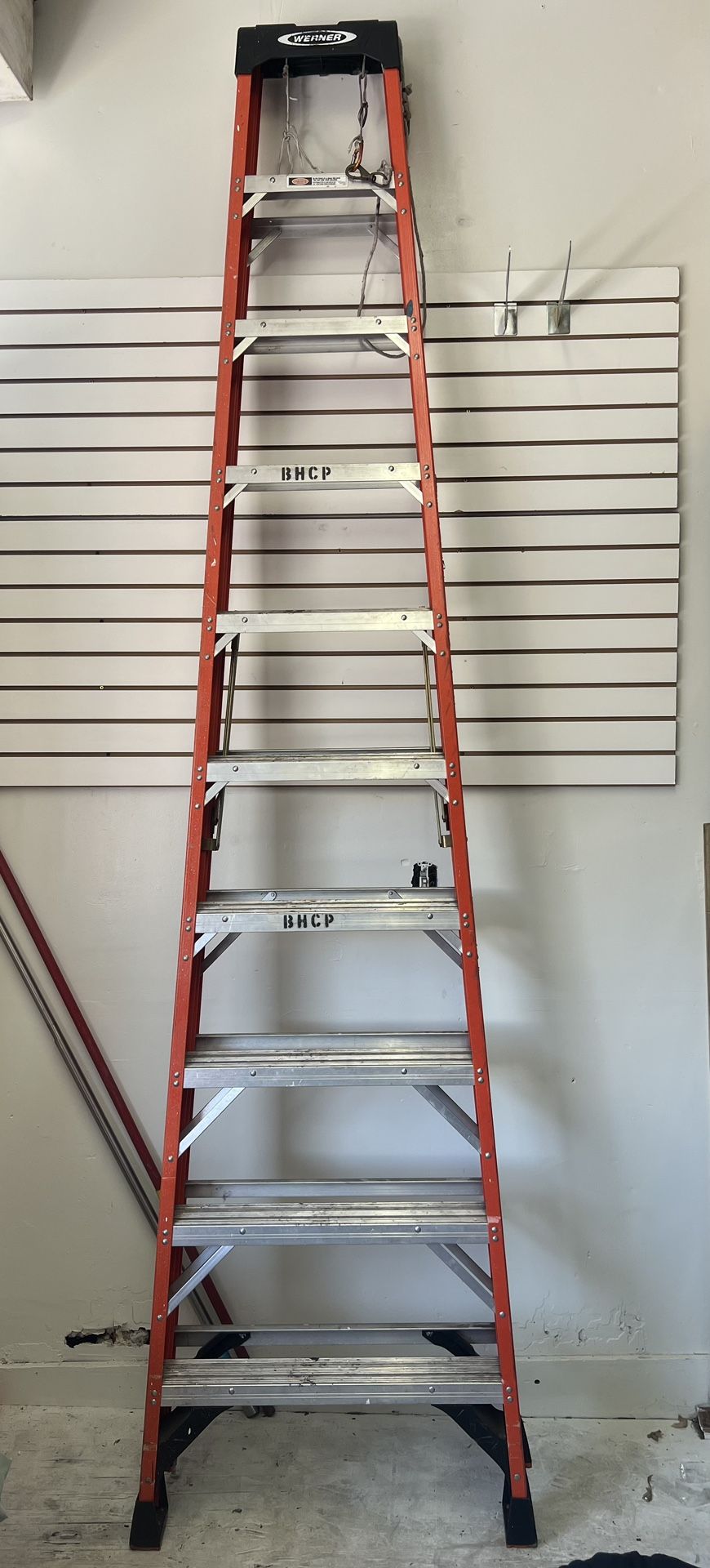 WERNER 10 ft. Fiberglass Step Ladder with 375 Ibs. Load Capacity Type IAA Duty Rating