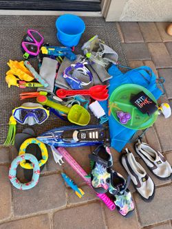 FREE pool/beach toys!