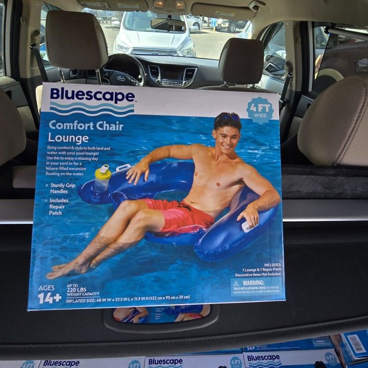 Blue Pool Lounge Chair
