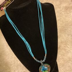 Necklace With Hand Crafted Art Glass Pendant (Petals)