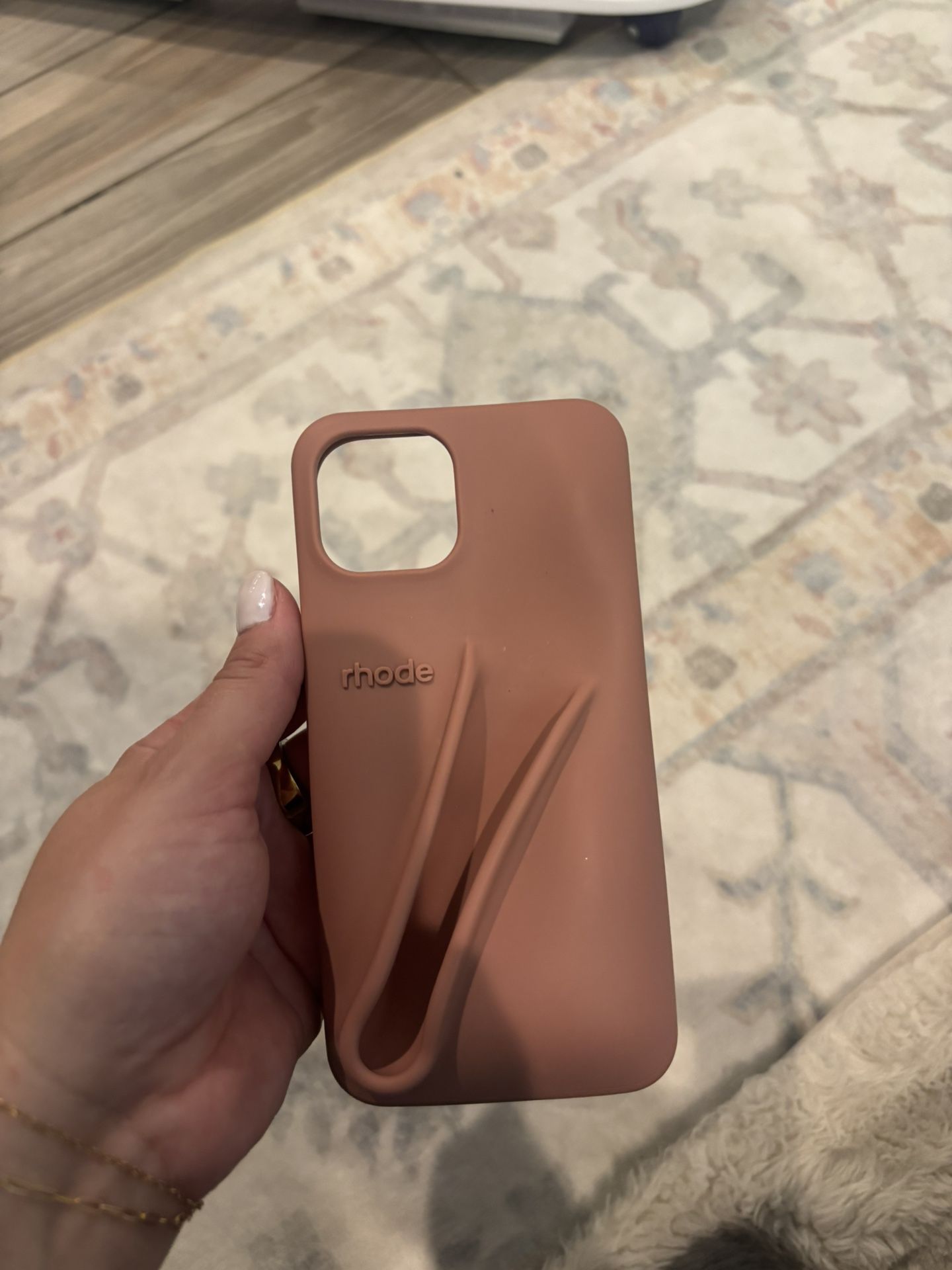 3 Phone Cases For iPhone 15 Rhode And Loopy