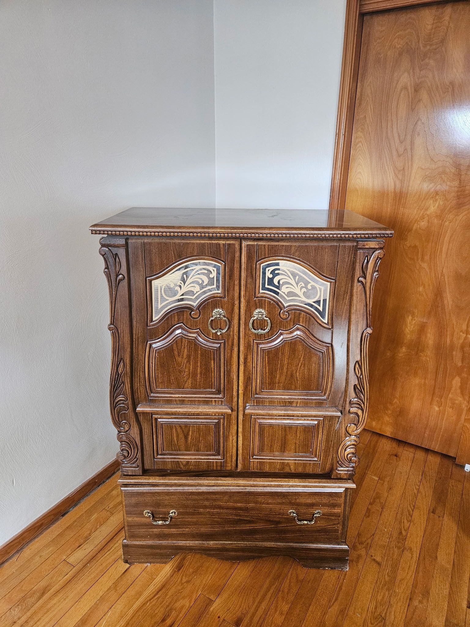 Armoire