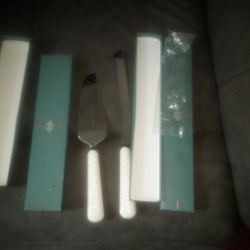 Wedding Cake Server Set