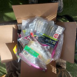 Bass/panfish/crappie gear plastic,jigs,hooks, bobbers misc hooks weights