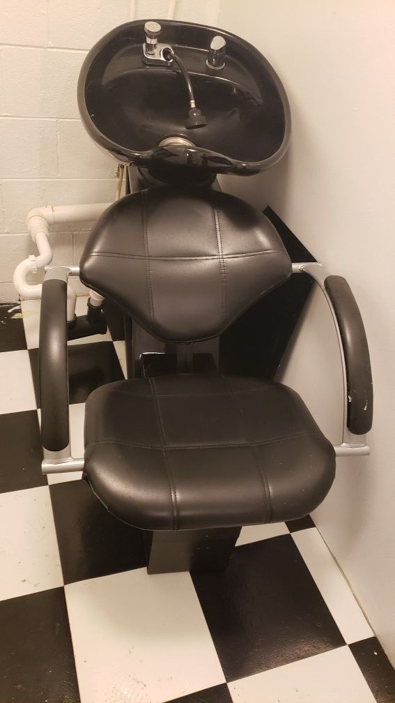 Hair salon equipment for Sale in Whitehall, OH OfferUp