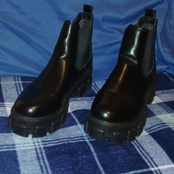 Circus Faux leather Boots 