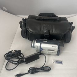 Sony Handycam DCR-TRV30 Mini DV Camcorder and its accessories