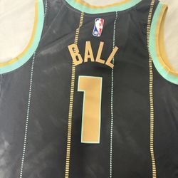 New Lamelo Ball Jersey Special Edition Uni Size Small 