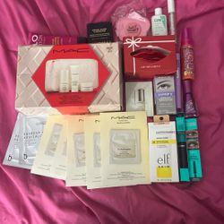 Mac Elf Etc, Can Be Sold Separate, Buy Mac It Comes With Extras!