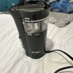 Mr. Coffee IDS77 Electric Coffee Grinder 12-Cup Auto-Off Removable Bowl Black