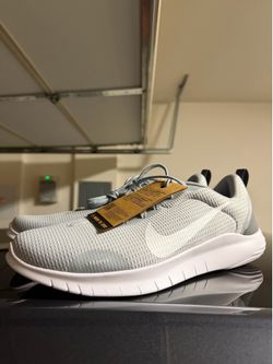 Nike Flex Experience Run Size 10-12