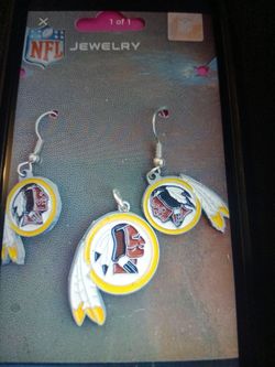 Washington  NFL earrings set