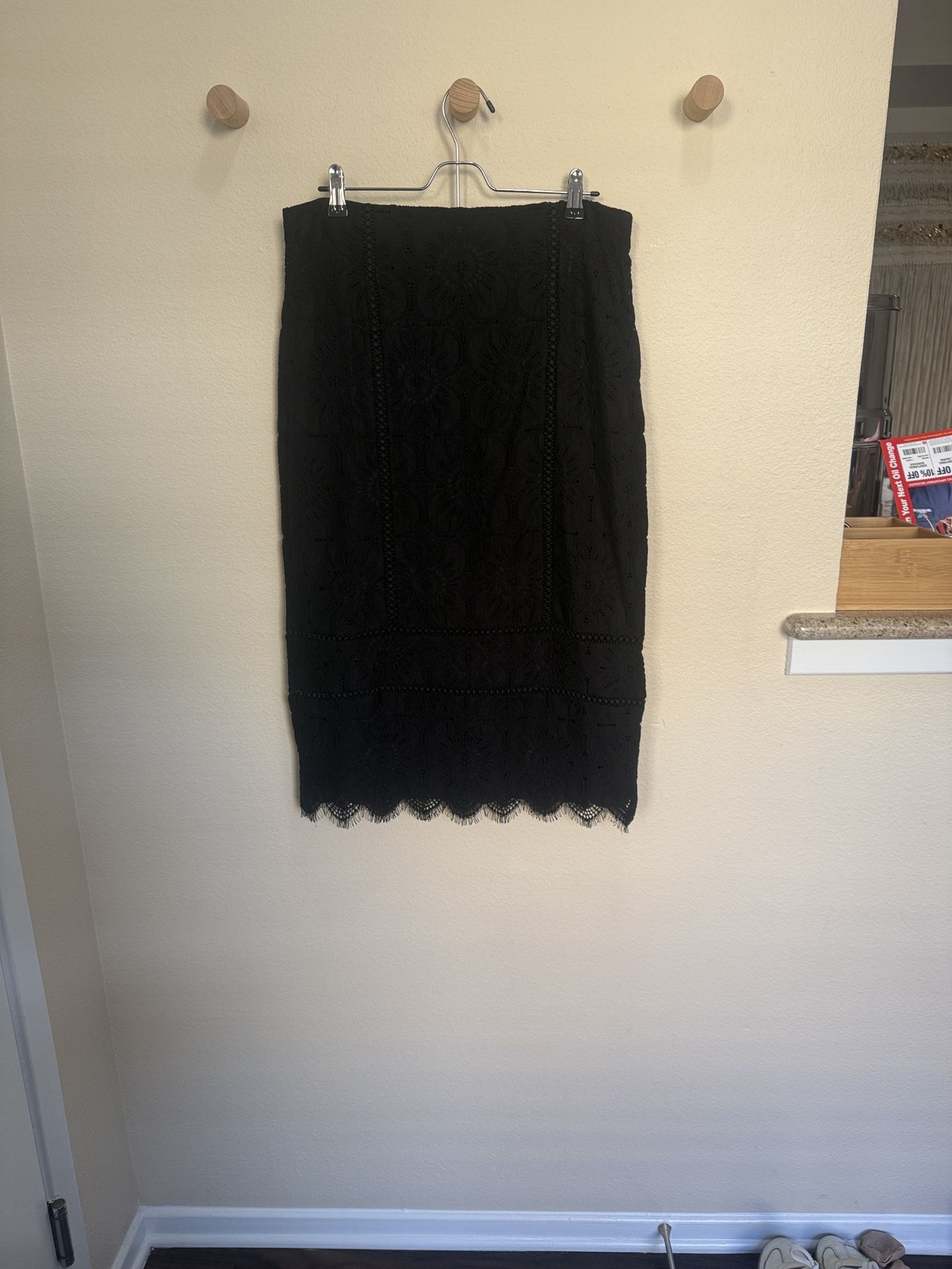 Banana Republic Black Lace Pencil Skirt 