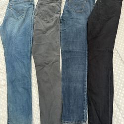 Womens levis jeans Size 30 