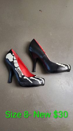 New Size 8 Skeleton Black Heels