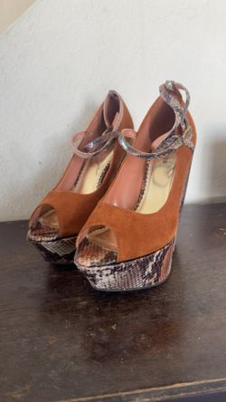 Faux Snake Skin & Tan Platform Wedge Shoes heels size 8.5