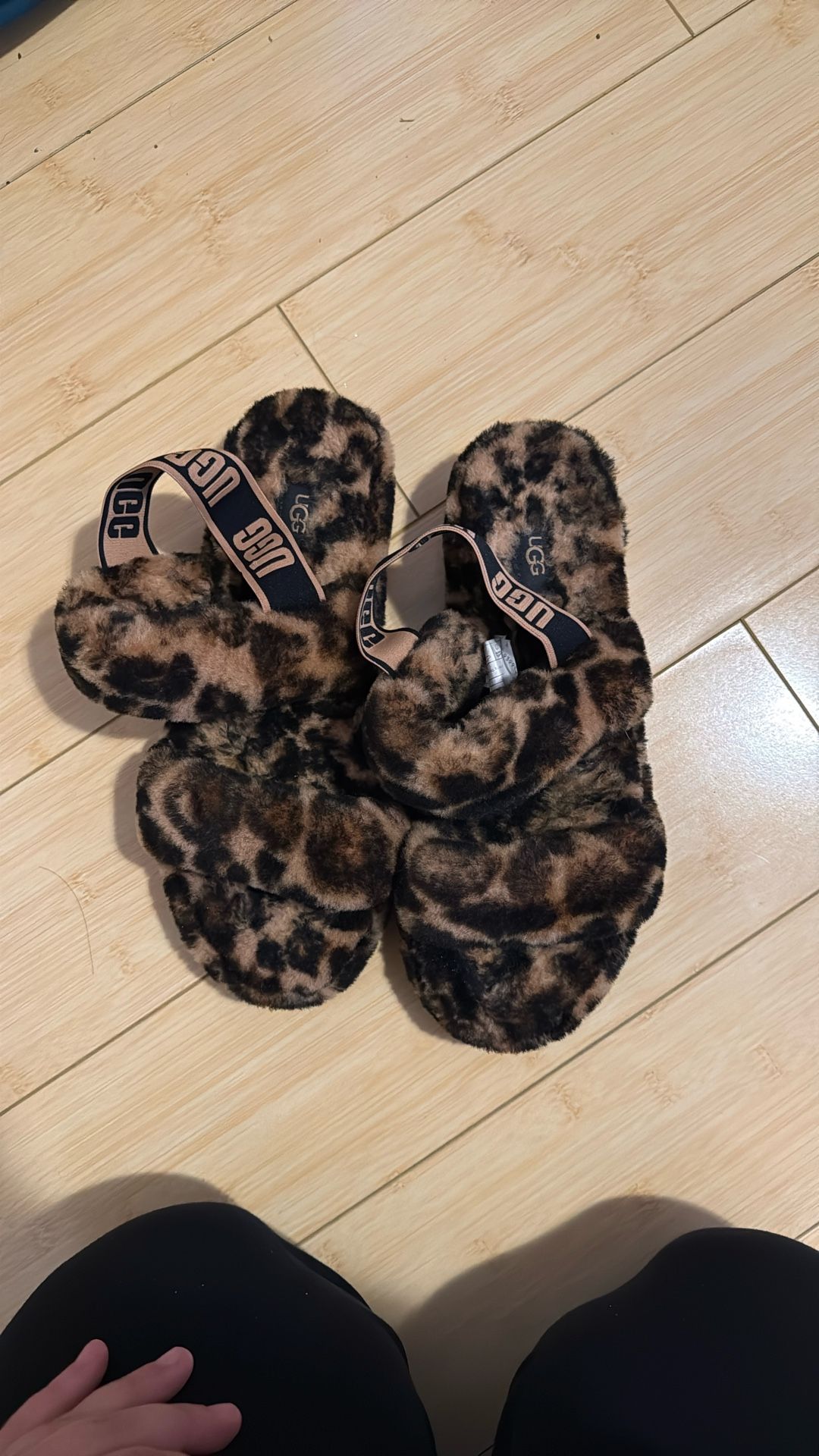 Ugg Leopard Print Open Toe Slipper Sandal Size 11 , Fur