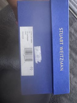 Brand:STUART WEITZMAN