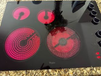 Whirlpool 30” glass cooktop