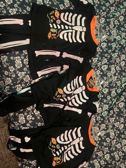 Halloween Baby pjs size 12,18,&24 months $5 each