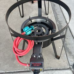 Burner And Stand. Includes Hose And Regulator.