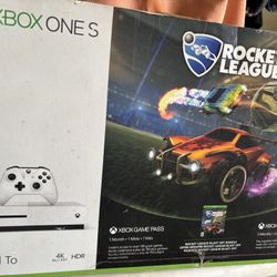 Xbox One S 