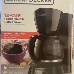 BLACK+DECKER 12-Cup Programmable Coffeemaker