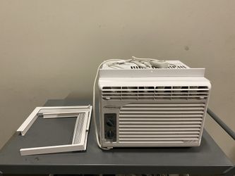 Soles Air Conditioner 5,100 BTU