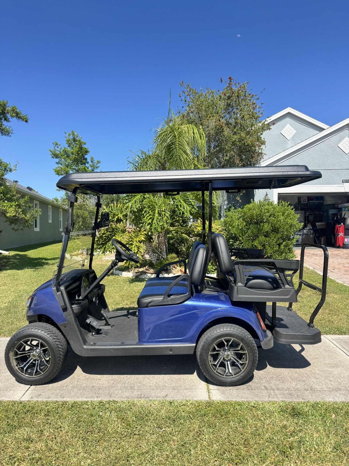 2025 MadJax E Series 2+2 Lifted