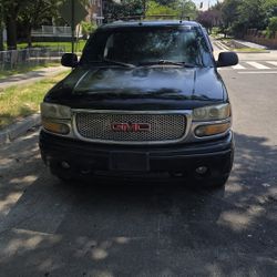 GMC Yukon Denali