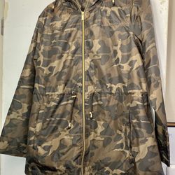 Jones New York // Zip Up // Lightweight// Jacket // Camouflage 
