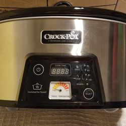 Crockpot cook and carry featuring heat saver stoneware