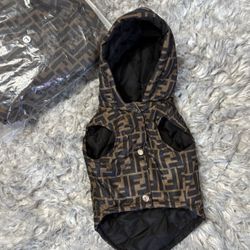 New Fen Dog Hooded Puffer Vest