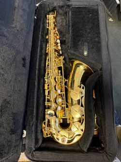 Yamaha YAS-52 saxophone