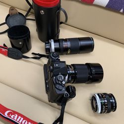 Canon -F1 35 mm Camera 