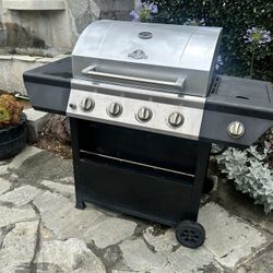 Barbecue With 5 burners